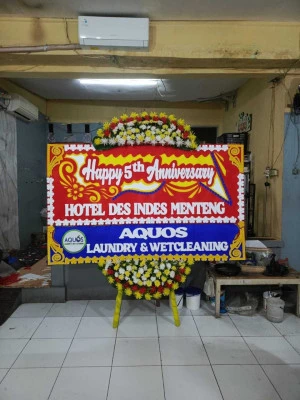 Papan Bunga di Cimangkok Sukalarang